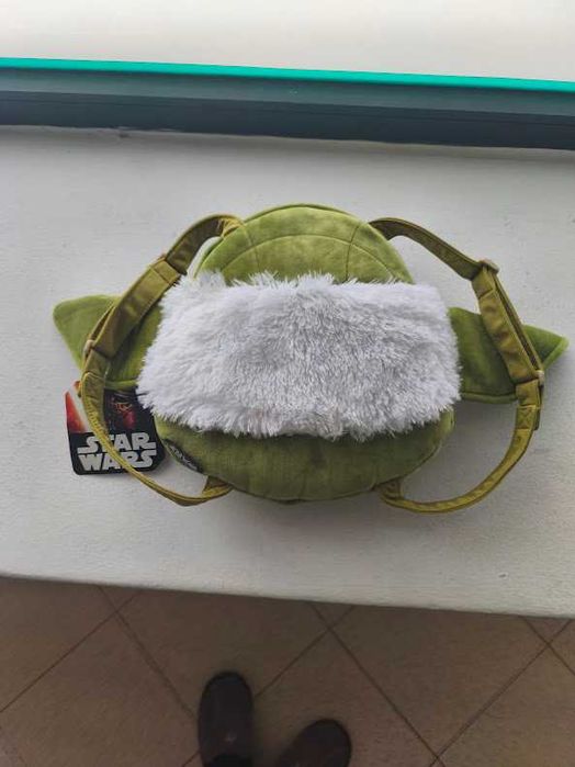 Mochila de Peluche Yoda Star Wars 24x26cm