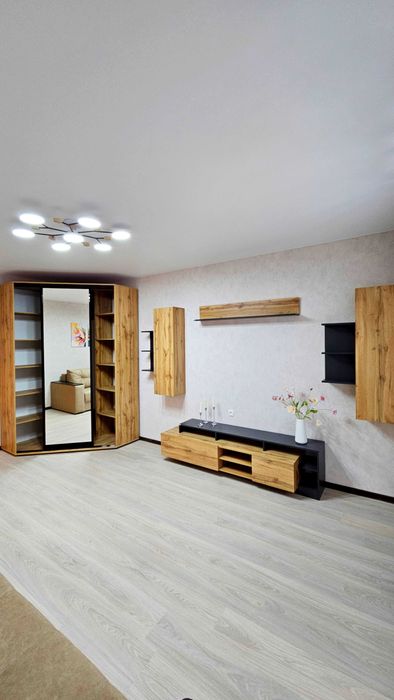 Продам 2х комнатную квартиру в Центре с Ремонтом