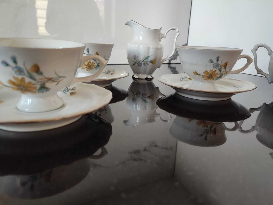 Zestaw kawowy, porcelana Wałbrzych