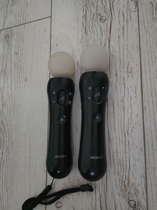 PlayStation 4 Pro + VR + 2x PS Movie + 3 Gry