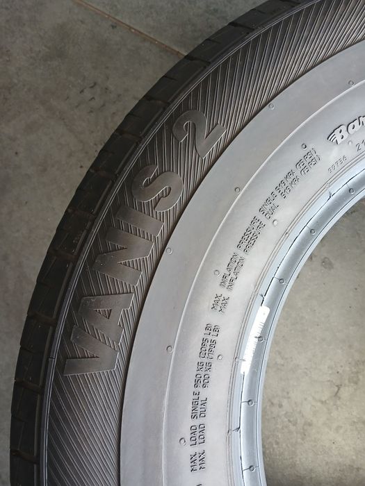 2 pneus 195 r14C barum
