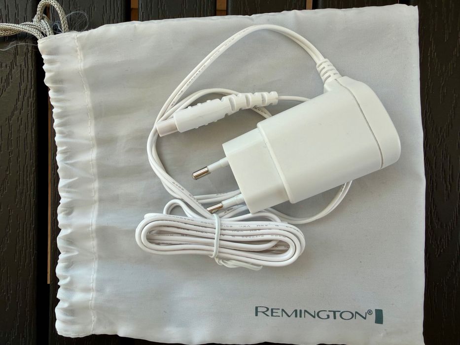 Trymer do bikini Remington Smooth & Silky BKT4000 | Komplet