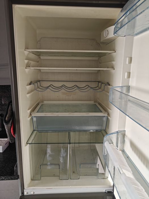 Frigorífico Electrolux Fresh frost free, usado e a funcionar