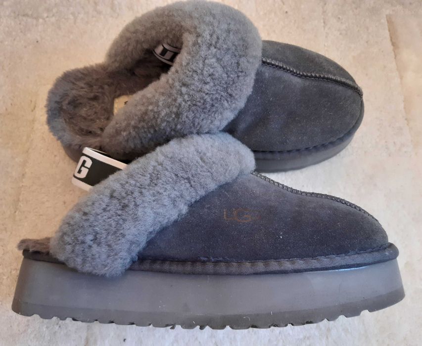 Szare skórzane klapki UGG Disquette, rozmiar 39
