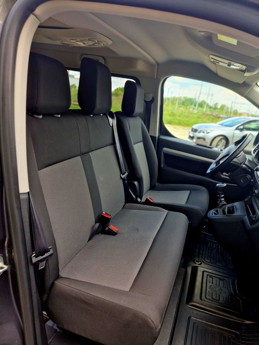 Wynajem TOYOTA PROACE VERSO 9 osobowa