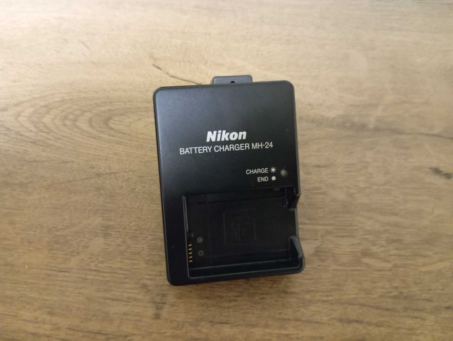 Фотоапарат Nikon D3100 + vr kit 18–55