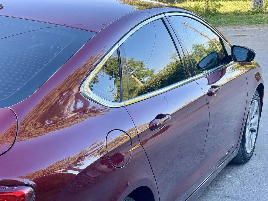 Chrysler 200 2,4 газ/бензин Автомат 2015 рік
