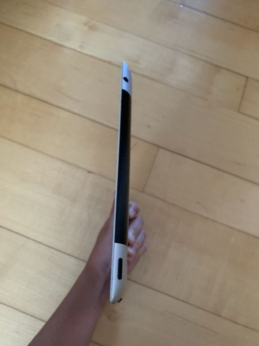 Продам Ipad 2 покоління