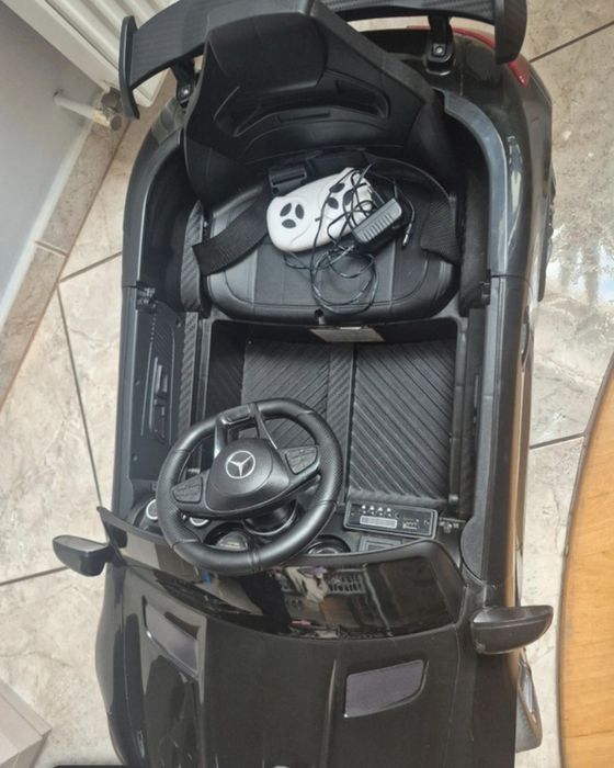 Samochód na akumulator dla Mercedes AMG GTR czarny + Pilot 100% sprawny