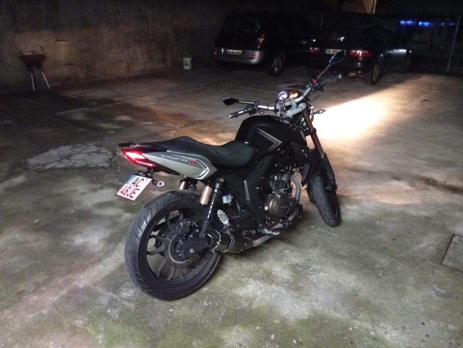 Mota UM XTREET 125 R