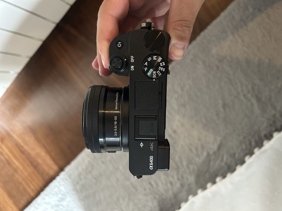 Sony Alpha A6400 + Objetiva 16-50mm OSS | Como Nova | Caixa e Acessórios