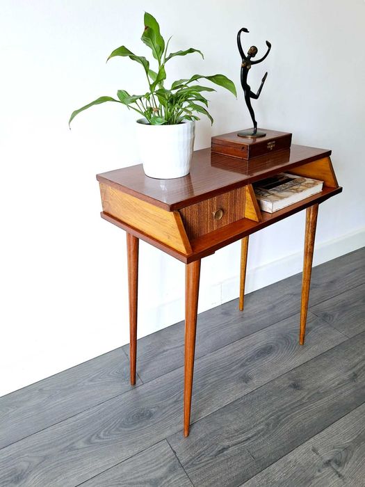 MESA TELEFONE / APOIO VINTAGE ( Anos 60/70). Side Table