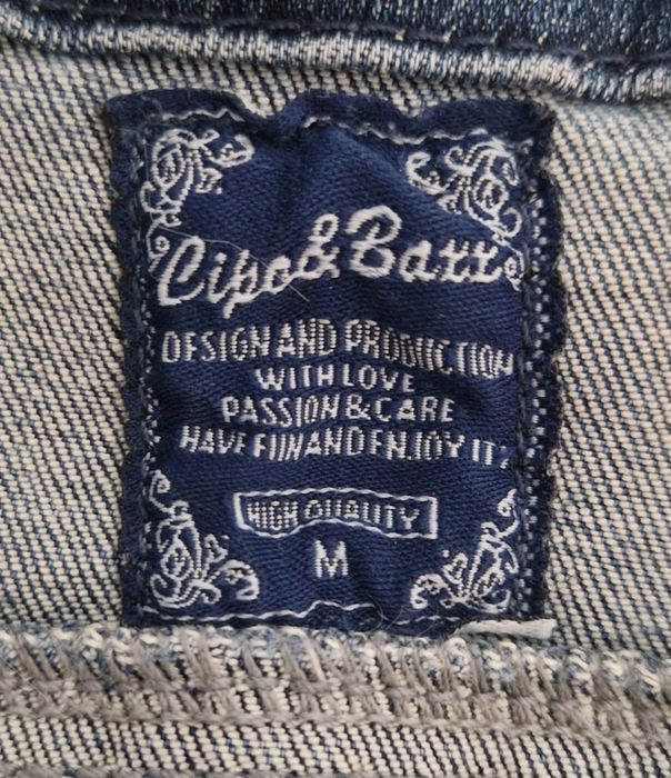 Damska kurtka jeansowa roz. M