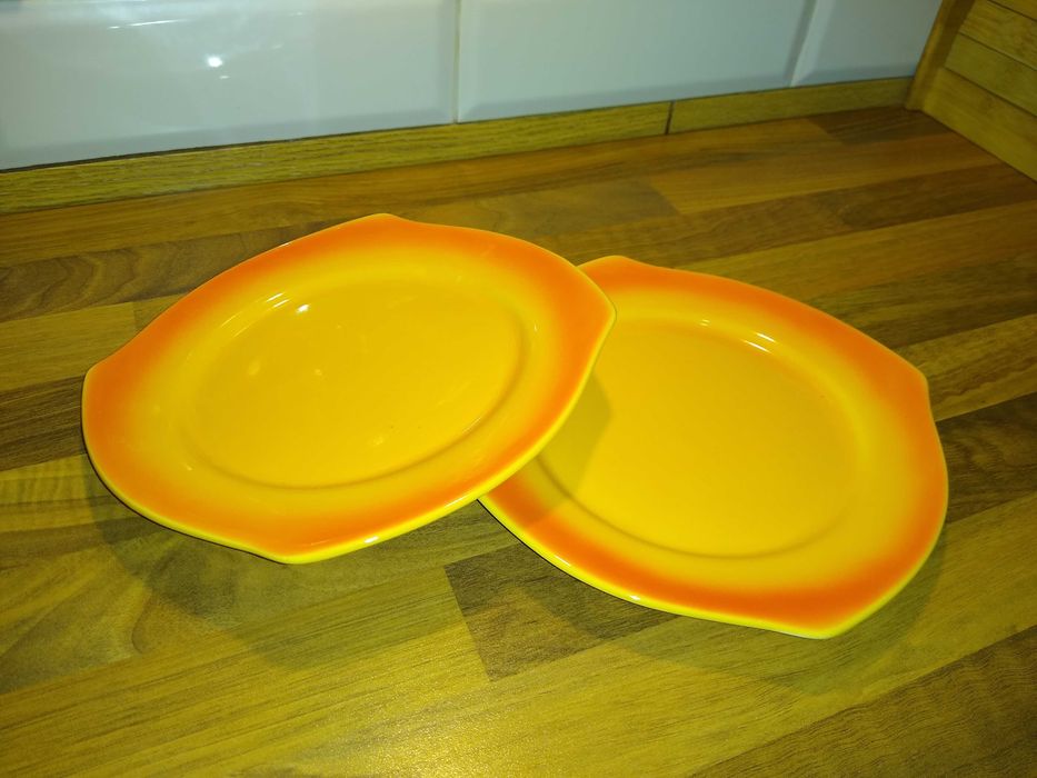 Zestaw naczyń porcelanowych - talerze+miski