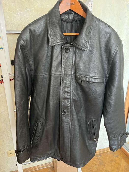 Куртка шкіряна утеплена на чоловіка