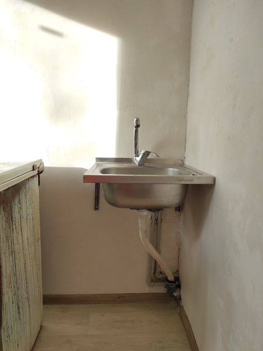 Продаж. Невелика, але своя. 1 кімнатна на ЛАСТІВЦІ, Дніпршосе