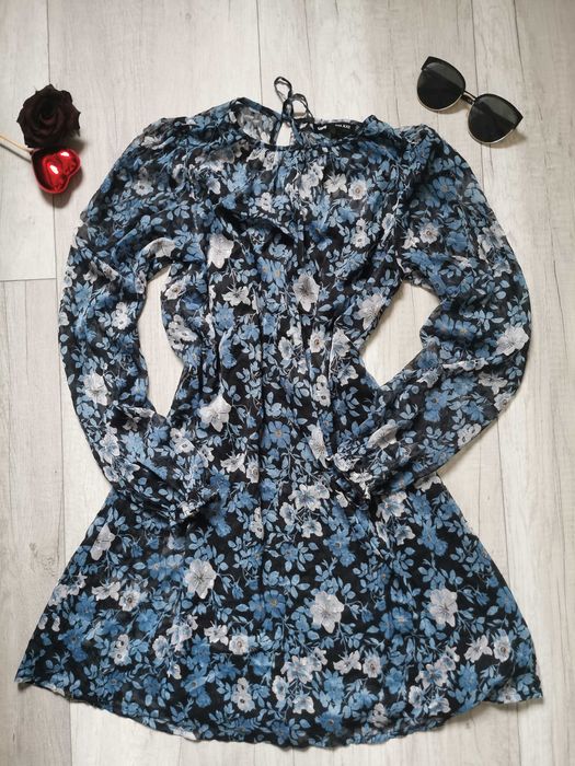 Sukienka baby doll w kwiaty kwiaty