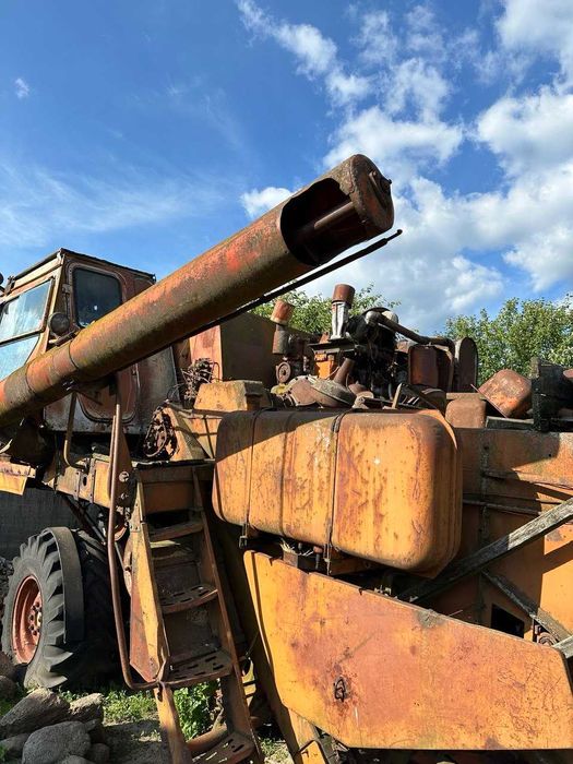 Продам комбайн Нива СК-5 на запчастини / метал