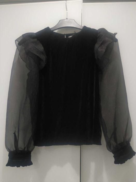 Zara XS bluzka z bufkami nowa