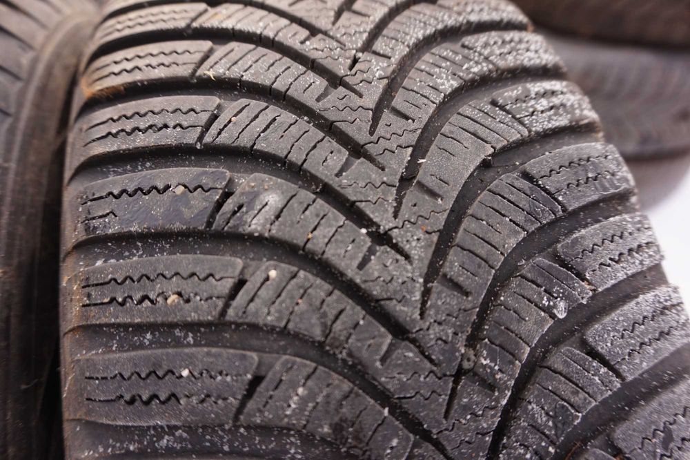 195/65R15  Zimowe Opony HANKOOK