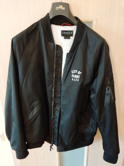Kurtka bomberka JORDAN AJ 23