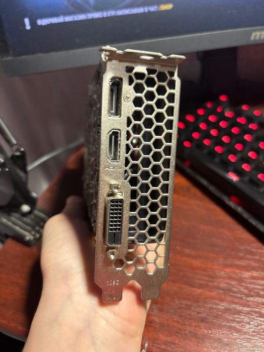 Відеокарта Gtx 1050 ti