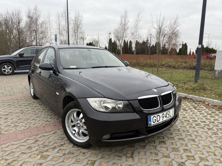 BMW 318i E90 2.0 Benz 143 KM 2008 Rok Manual 6 - Biegów !
