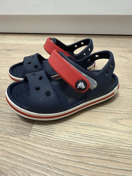 Crocs босоніжки С6 (стопа 13,2 см) розмір 23