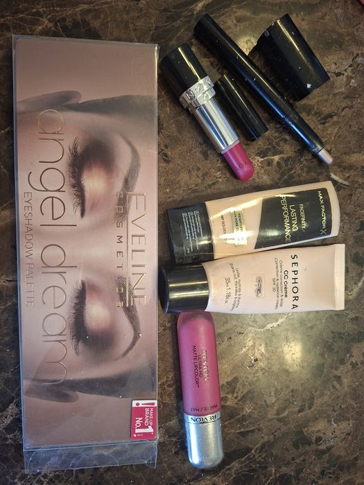 Sephora max factor revlon cienie blyszczyk