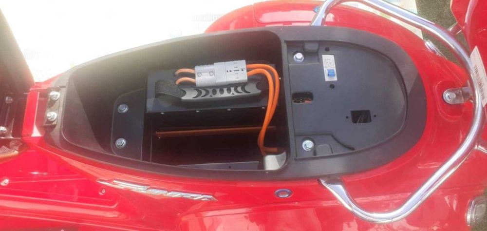 Scooter eléctrica Sunra Ronic 49e 3000W/20AH
0 kilometros