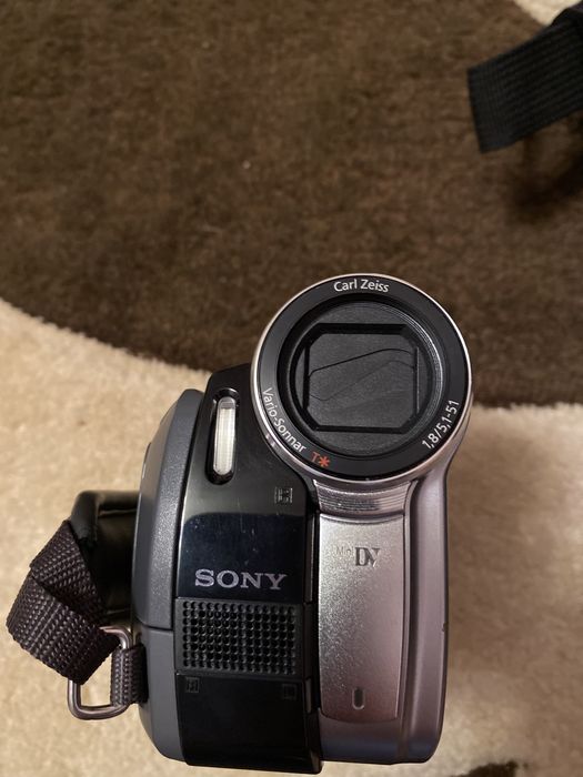 Продам відеокамеру