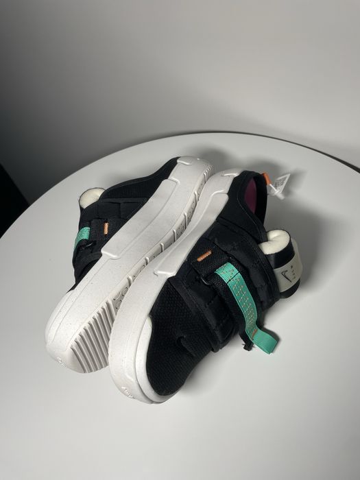 Chodaki Nike Offline