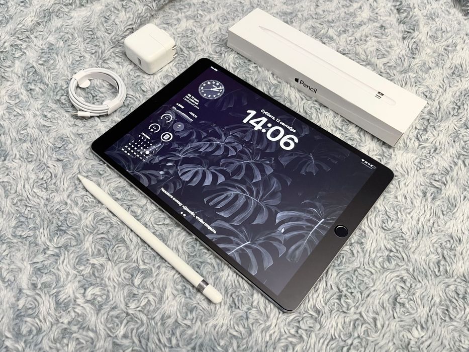 IPad Pro 10.5 (64 gb) LTE, 120 Герц + стекло! А1709