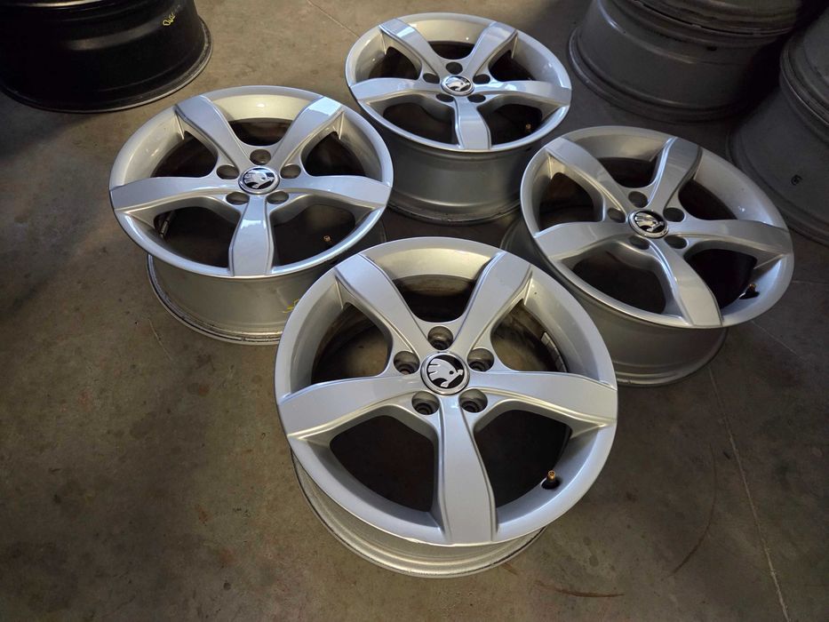 Alufelgi 15" 5x100 Skoda Fabia Rapid Roomster Scout VW Polo Golf Bora