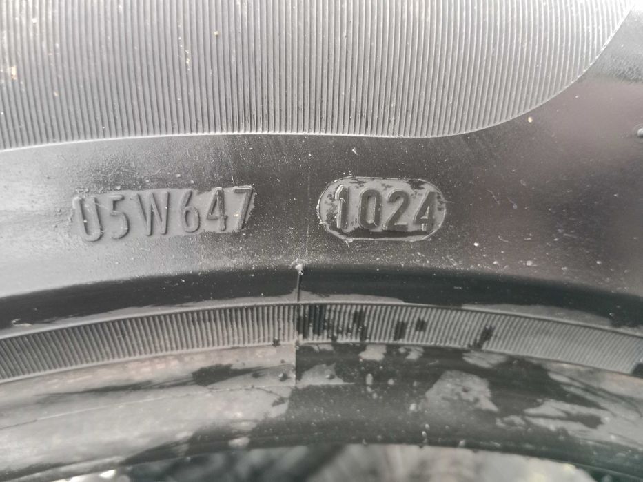 Opona używana 225/55R18 Pirelli Cinturato P7 1szt.