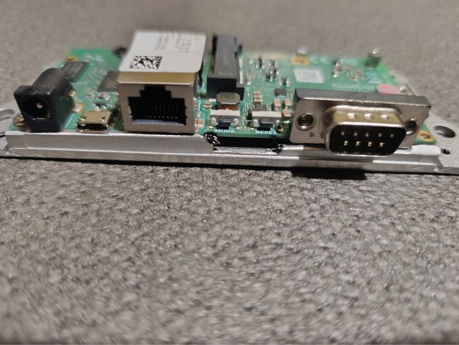 Точка доступа Mikrotik LtAP mini LTE kit