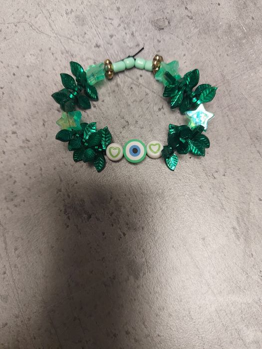 Zielona branzoletka handmade