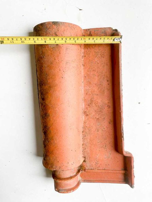 Título: Telha Cerâmica Lusa Usada – Bom estado