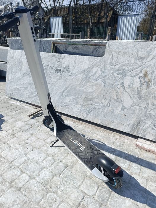 Електросамокат Lirpe R1