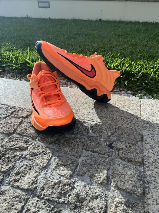 Sapatos desporto basket novos sem uso