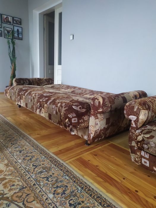 Вживаний розкладний диван