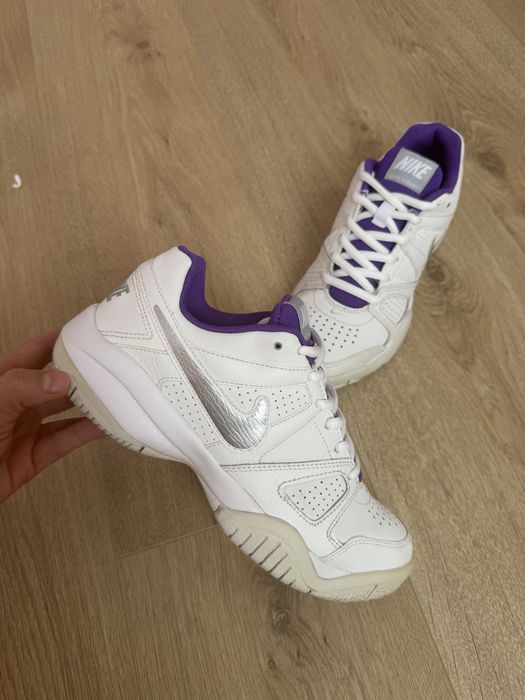 Шкіряні кросівки Nike court  оригінал 36,5