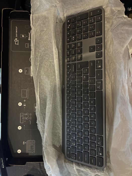 Teclado Logitech MX keys imaculado