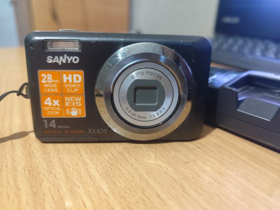Фотоапарат Sanyo X1420