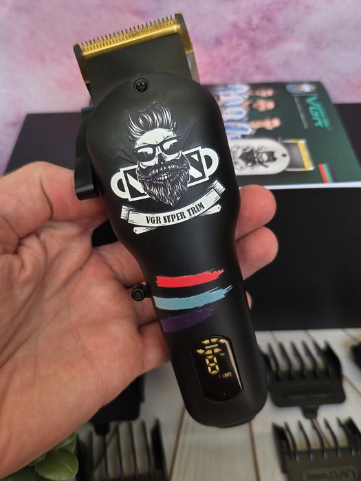 Професійна машинка стрижки голови vgr 699 тример бороди трімер вгр