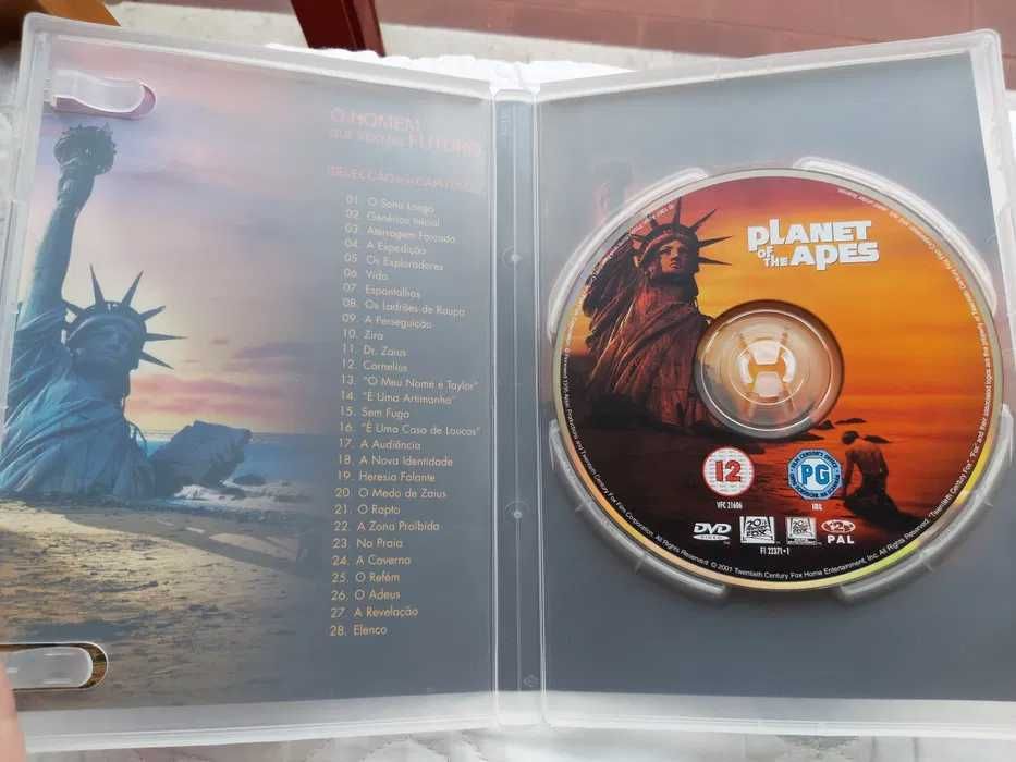 DVD Sci-Fi "O Homem que veio do Futuro / O PLANETA DOS MACACOS"