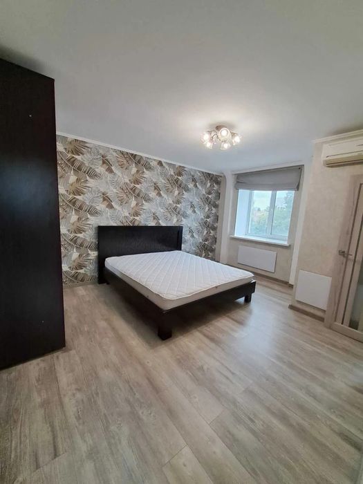 Продам видову, 3-и к/к 99 м2, 2008 р/з в Ковалівці.