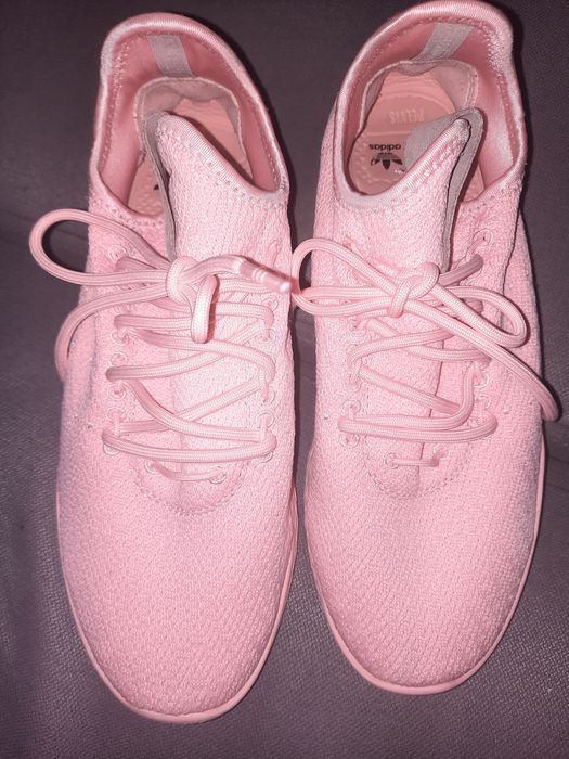 Adidas pharrel williams neonowe brzoskwiniowe 38 i 2/3