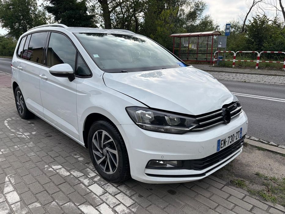 Volkswagen Touran 7 osobowy / pali jeździ ,wersja sound