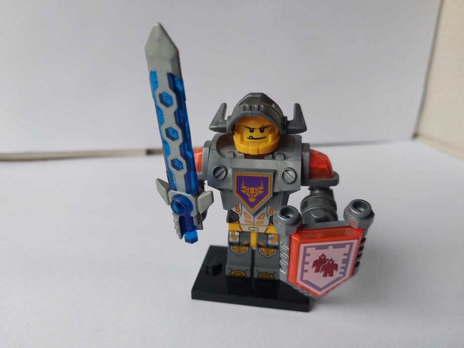 Figurka Lego Axel figurki Lego Ninjago ludziki lego Ninja Go Nexo